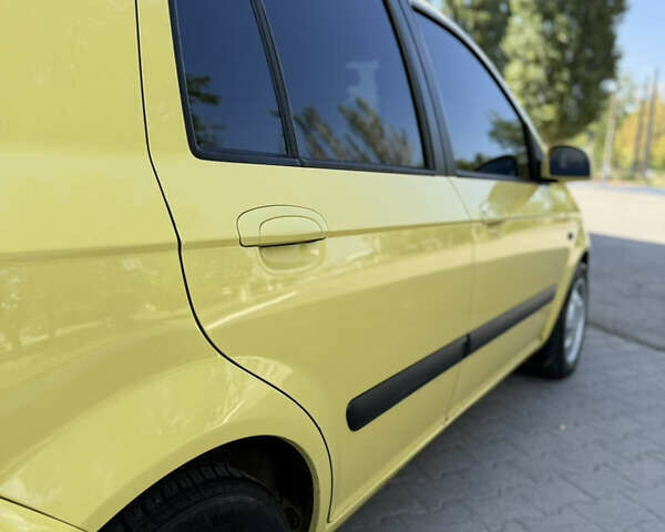 Жовтий Хендай Гетц, об'ємом двигуна 1.4 л та пробігом 198 тис. км за 4500 $, фото 9 на Automoto.ua
