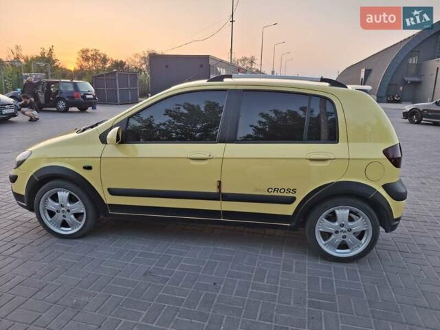 Жовтий Хендай Гетц, об'ємом двигуна 1.4 л та пробігом 240 тис. км за 5550 $, фото 2 на Automoto.ua