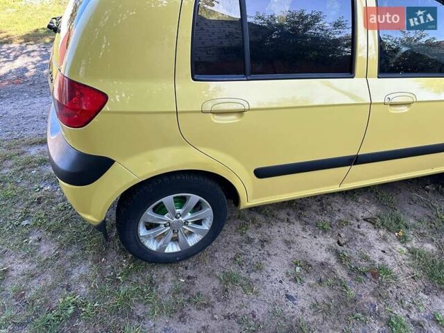 Жовтий Хендай Гетц, об'ємом двигуна 1.4 л та пробігом 142 тис. км за 6000 $, фото 2 на Automoto.ua