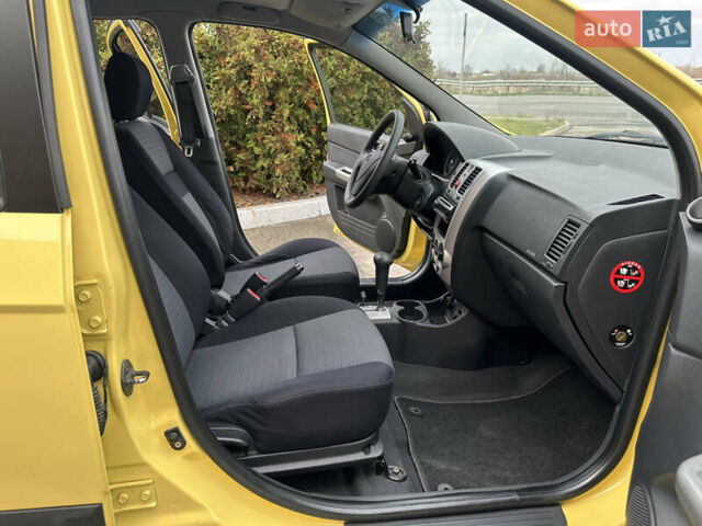 Жовтий Хендай Гетц, об'ємом двигуна 1.4 л та пробігом 144 тис. км за 5170 $, фото 8 на Automoto.ua