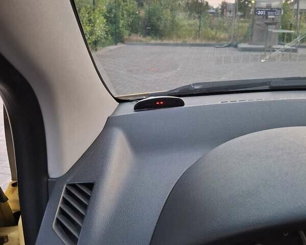 Жовтий Хендай Гетц, об'ємом двигуна 1.4 л та пробігом 240 тис. км за 5550 $, фото 13 на Automoto.ua