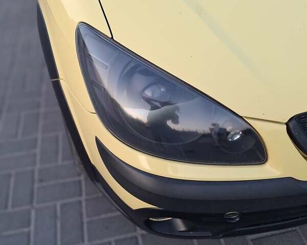 Жовтий Хендай Гетц, об'ємом двигуна 1.4 л та пробігом 240 тис. км за 5550 $, фото 7 на Automoto.ua