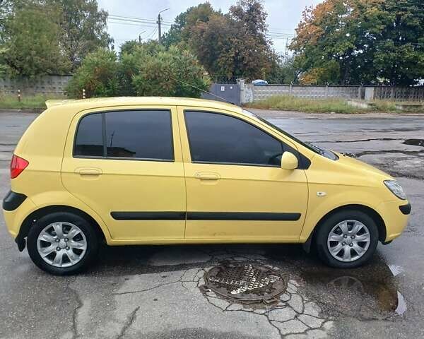 Желтый Хендай Гетц, объемом двигателя 1.4 л и пробегом 203 тыс. км за 4300 $, фото 6 на Automoto.ua