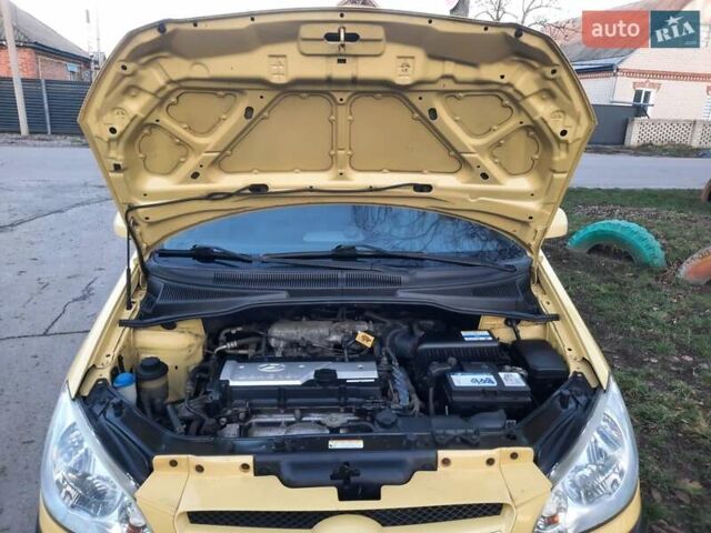 Желтый Хендай Гетц, объемом двигателя 1.4 л и пробегом 238 тыс. км за 3900 $, фото 21 на Automoto.ua