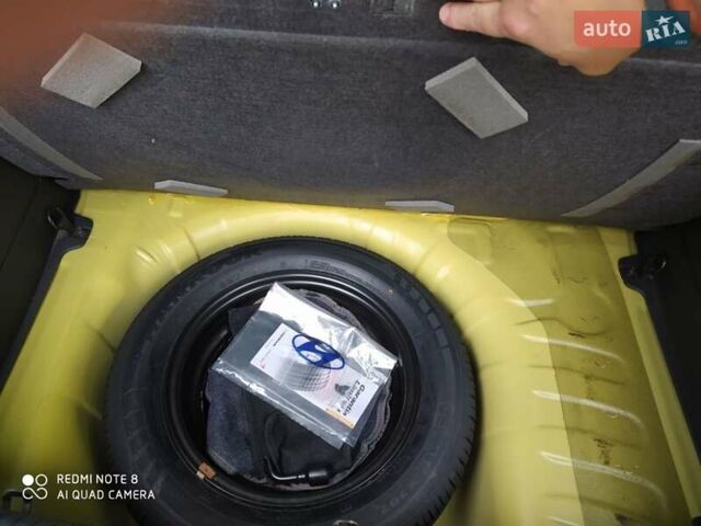 Жовтий Хендай Гетц, об'ємом двигуна 1.4 л та пробігом 37 тис. км за 5200 $, фото 37 на Automoto.ua