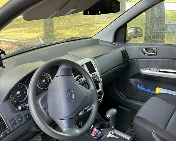 Жовтий Хендай Гетц, об'ємом двигуна 1.4 л та пробігом 207 тис. км за 4700 $, фото 21 на Automoto.ua