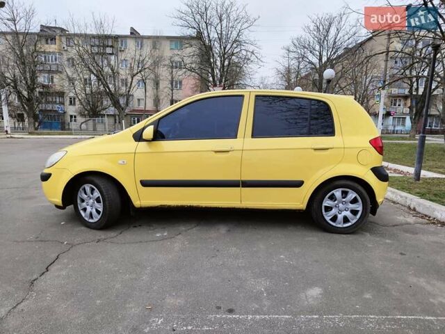 Желтый Хендай Гетц, объемом двигателя 1.4 л и пробегом 143 тыс. км за 5000 $, фото 2 на Automoto.ua