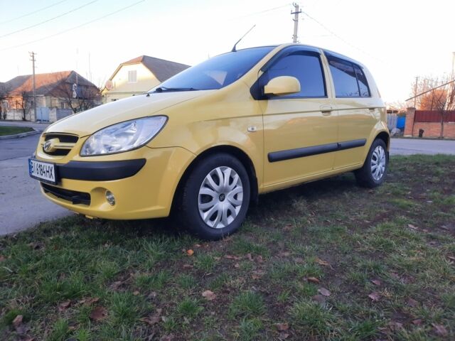 Желтый Хендай Гетц, объемом двигателя 1.4 л и пробегом 250 тыс. км за 3900 $, фото 2 на Automoto.ua