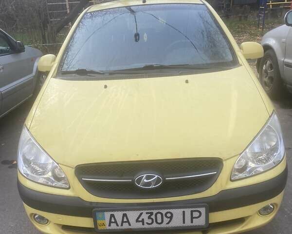 Желтый Хендай Гетц, объемом двигателя 1.4 л и пробегом 106 тыс. км за 5500 $, фото 1 на Automoto.ua