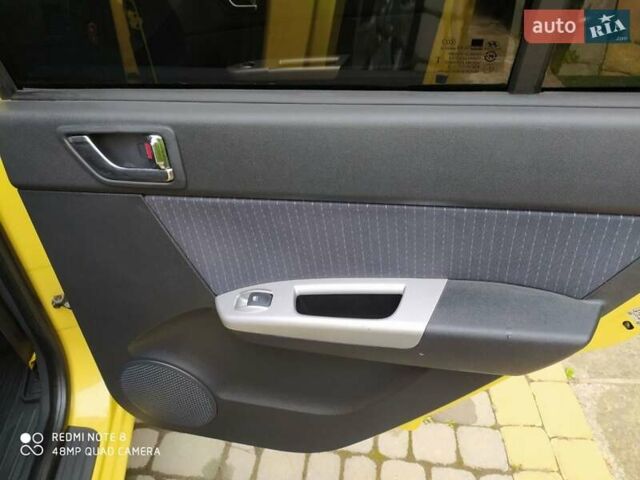 Жовтий Хендай Гетц, об'ємом двигуна 1.4 л та пробігом 37 тис. км за 5200 $, фото 31 на Automoto.ua