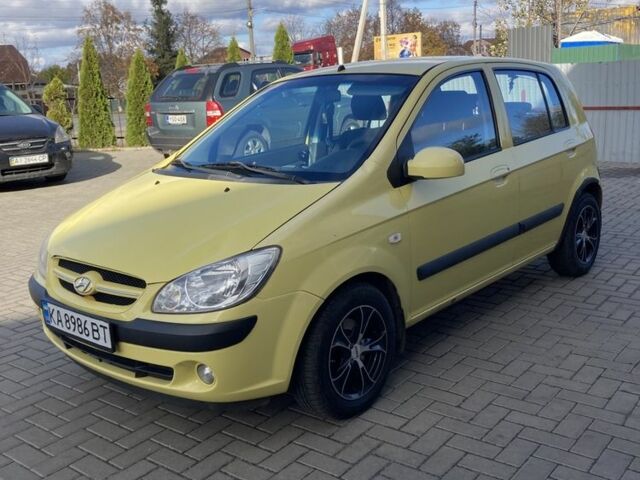 Желтый Хендай Гетц, объемом двигателя 1.6 л и пробегом 215 тыс. км за 3500 $, фото 12 на Automoto.ua