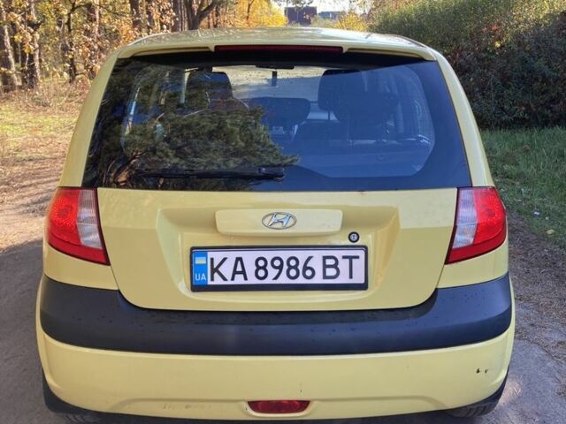 Желтый Хендай Гетц, объемом двигателя 1.6 л и пробегом 215 тыс. км за 3500 $, фото 6 на Automoto.ua