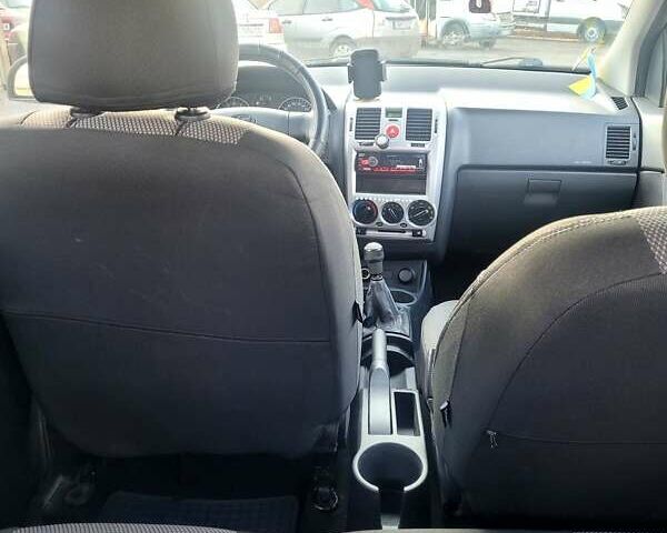 Желтый Хендай Гетц, объемом двигателя 1.4 л и пробегом 218 тыс. км за 4000 $, фото 7 на Automoto.ua