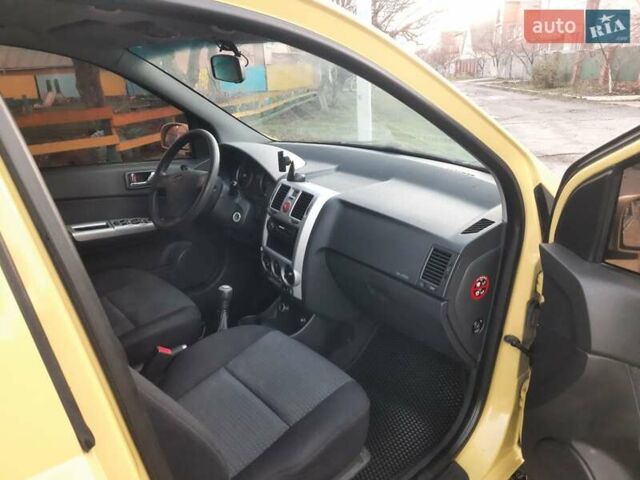 Желтый Хендай Гетц, объемом двигателя 1.4 л и пробегом 238 тыс. км за 3900 $, фото 15 на Automoto.ua