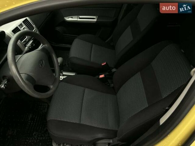 Жовтий Хендай Гетц, об'ємом двигуна 1.6 л та пробігом 93 тис. км за 6400 $, фото 14 на Automoto.ua