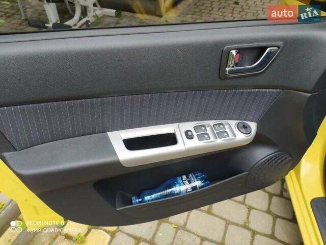Жовтий Хендай Гетц, об'ємом двигуна 1.4 л та пробігом 37 тис. км за 5200 $, фото 34 на Automoto.ua