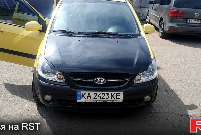 Желтый Хендай Гетц, объемом двигателя 1.4 л и пробегом 170 тыс. км за 5000 $, фото 5 на Automoto.ua