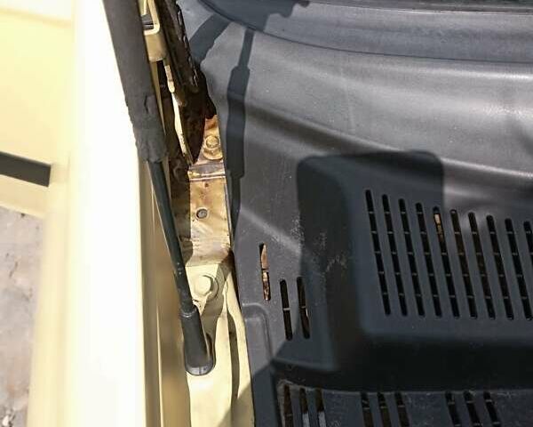 Желтый Хендай Гетц, объемом двигателя 1.4 л и пробегом 120 тыс. км за 5750 $, фото 16 на Automoto.ua