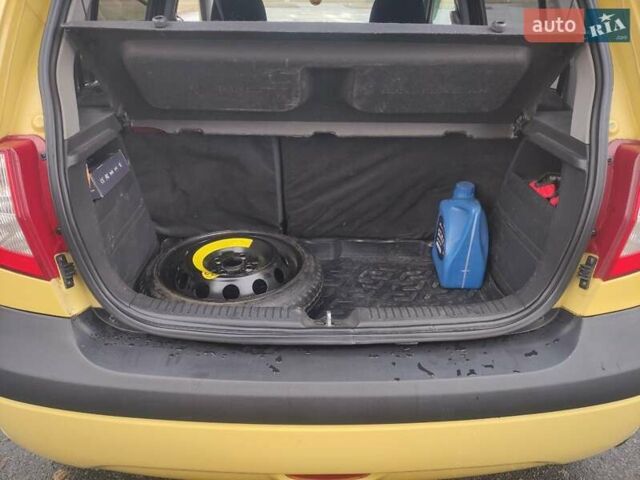 Жовтий Хендай Гетц, об'ємом двигуна 1.4 л та пробігом 256 тис. км за 6000 $, фото 18 на Automoto.ua