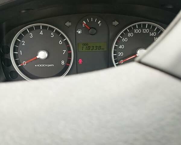 Желтый Хендай Гетц, объемом двигателя 1.4 л и пробегом 120 тыс. км за 5750 $, фото 13 на Automoto.ua