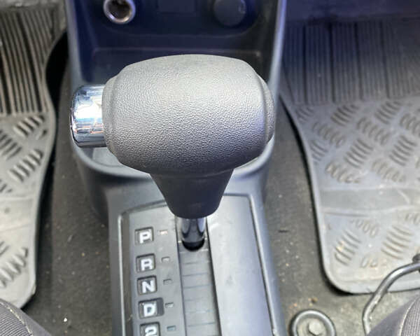 Желтый Хендай Гетц, объемом двигателя 1.4 л и пробегом 101 тыс. км за 4999 $, фото 8 на Automoto.ua