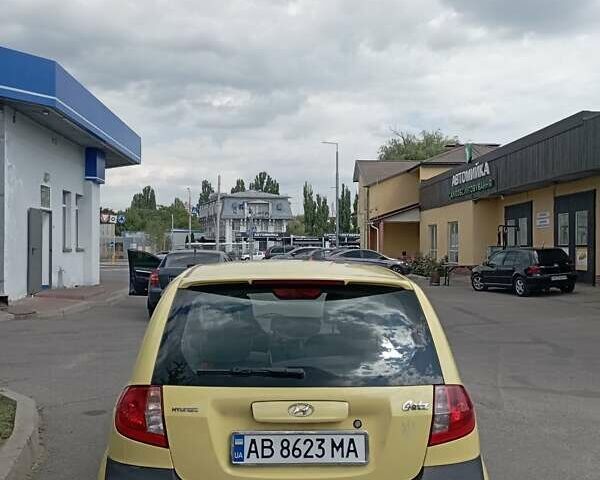 Желтый Хендай Гетц, объемом двигателя 1.4 л и пробегом 120 тыс. км за 5750 $, фото 2 на Automoto.ua