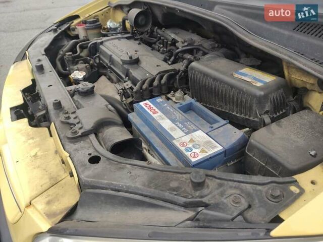 Жовтий Хендай Гетц, об'ємом двигуна 1.4 л та пробігом 256 тис. км за 6000 $, фото 29 на Automoto.ua
