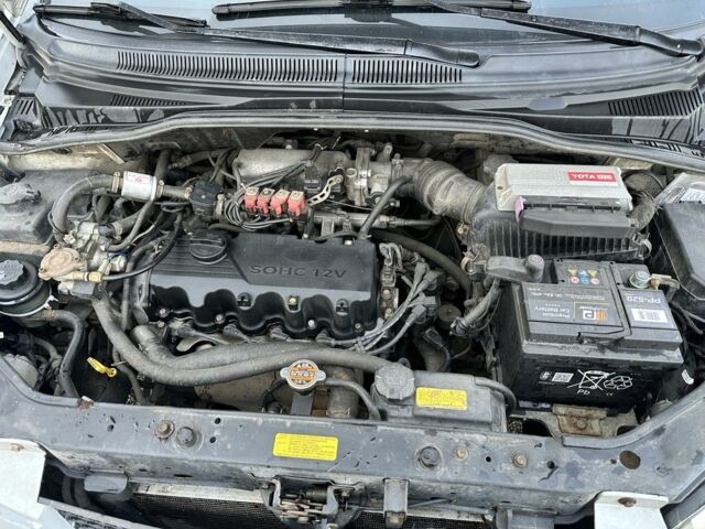 Серый Хендай Гетц, объемом двигателя 1.4 л и пробегом 305 тыс. км за 2200 $, фото 4 на Automoto.ua