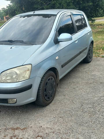 Серый Хендай Гетц, объемом двигателя 1.3 л и пробегом 156 тыс. км за 4600 $, фото 1 на Automoto.ua