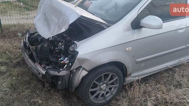 Серый Хендай Гетц, объемом двигателя 1.3 л и пробегом 178 тыс. км за 1500 $, фото 1 на Automoto.ua