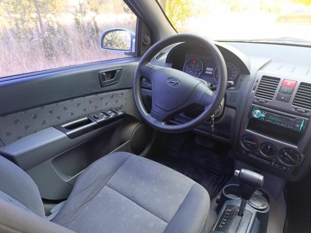 Серый Хендай Гетц, объемом двигателя 1.3 л и пробегом 226 тыс. км за 4500 $, фото 6 на Automoto.ua