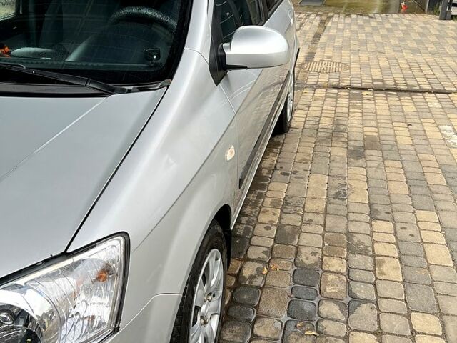 Сірий Хендай Гетц, об'ємом двигуна 1.3 л та пробігом 250 тис. км за 4800 $, фото 4 на Automoto.ua