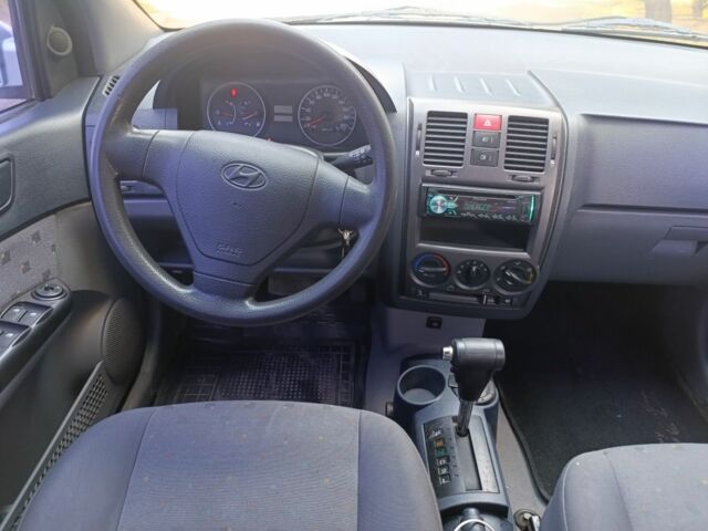 Серый Хендай Гетц, объемом двигателя 1.3 л и пробегом 226 тыс. км за 4500 $, фото 5 на Automoto.ua