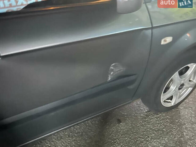 Серый Хендай Гетц, объемом двигателя 1.1 л и пробегом 171 тыс. км за 2800 $, фото 9 на Automoto.ua