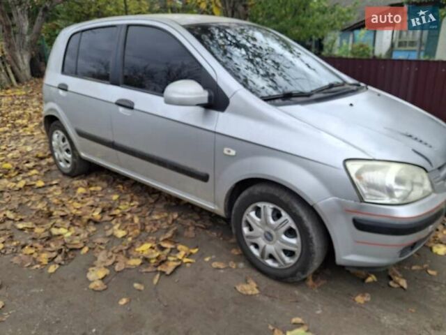 Сірий Хендай Гетц, об'ємом двигуна 1.34 л та пробігом 220 тис. км за 3500 $, фото 3 на Automoto.ua