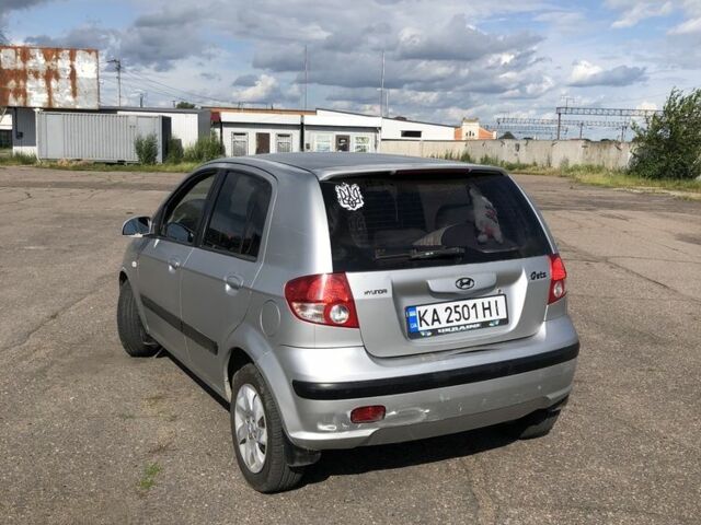 Серый Хендай Гетц, объемом двигателя 1.3 л и пробегом 230 тыс. км за 2700 $, фото 2 на Automoto.ua