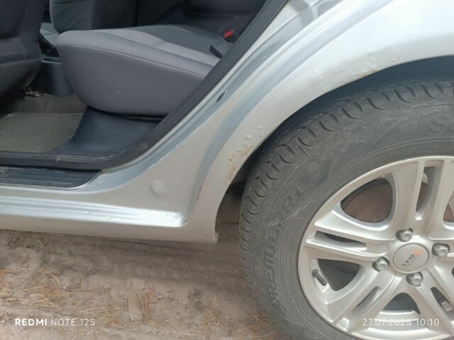 Серый Хендай Гетц, объемом двигателя 1.3 л и пробегом 255 тыс. км за 3500 $, фото 4 на Automoto.ua