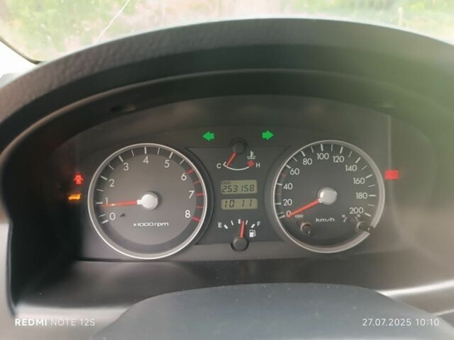 Серый Хендай Гетц, объемом двигателя 1.3 л и пробегом 255 тыс. км за 3500 $, фото 3 на Automoto.ua