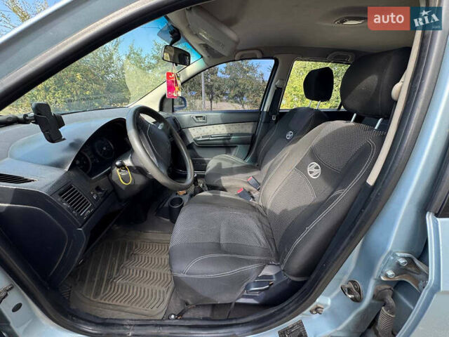 Серый Хендай Гетц, объемом двигателя 1.3 л и пробегом 289 тыс. км за 2999 $, фото 12 на Automoto.ua