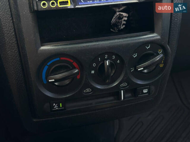 Серый Хендай Гетц, объемом двигателя 1.3 л и пробегом 289 тыс. км за 2999 $, фото 22 на Automoto.ua