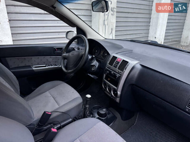 Серый Хендай Гетц, объемом двигателя 1.34 л и пробегом 215 тыс. км за 3650 $, фото 10 на Automoto.ua