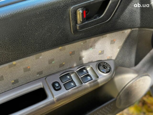 Хендай Гетц 2005 в Киеве на Automoto.ua Серый Хендай Гетц, объемом двигателя 1.4 л и пробегом 160 тыс. км за 3640 $, фото 21 на Automoto.ua