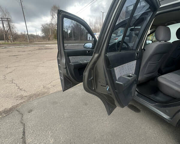 Серый Хендай Гетц, объемом двигателя 1.4 л и пробегом 212 тыс. км за 3550 $, фото 13 на Automoto.ua