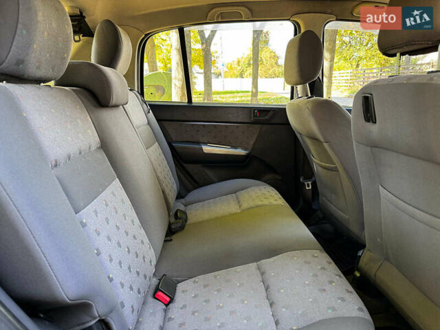 Хендай Гетц 2005 в Киеве на Automoto.ua Серый Хендай Гетц, объемом двигателя 1.4 л и пробегом 160 тыс. км за 3640 $, фото 24 на Automoto.ua