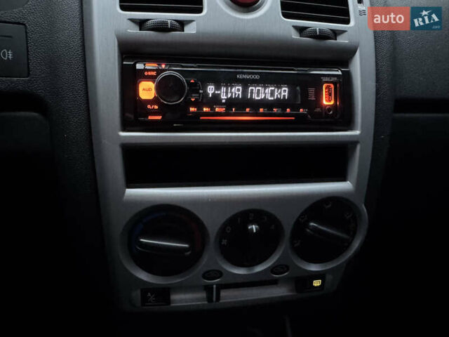 Серый Хендай Гетц, объемом двигателя 1.4 л и пробегом 189 тыс. км за 5200 $, фото 27 на Automoto.ua