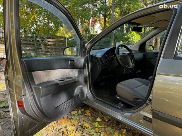 Хендай Гетц 2005 в Киеве на Automoto.ua Серый Хендай Гетц, объемом двигателя 1.4 л и пробегом 160 тыс. км за 3640 $, фото 22 на Automoto.ua