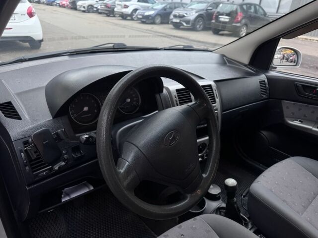 Серый Хендай Гетц, объемом двигателя 1.3 л и пробегом 215 тыс. км за 3900 $, фото 7 на Automoto.ua