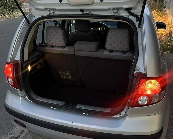 Сірий Хендай Гетц, об'ємом двигуна 1.1 л та пробігом 243 тис. км за 2900 $, фото 5 на Automoto.ua