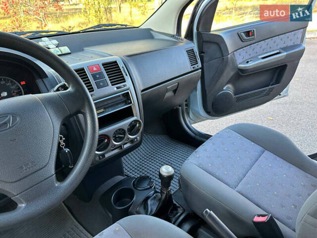 Сірий Хендай Гетц, об'ємом двигуна 1.3 л та пробігом 33 тис. км за 5400 $, фото 14 на Automoto.ua