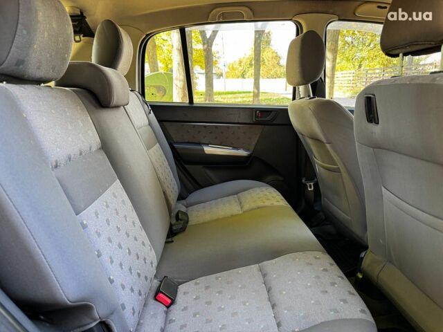 Хендай Гетц 2005 в Киеве на Automoto.ua Серый Хендай Гетц, объемом двигателя 1.4 л и пробегом 160 тыс. км за 3640 $, фото 24 на Automoto.ua